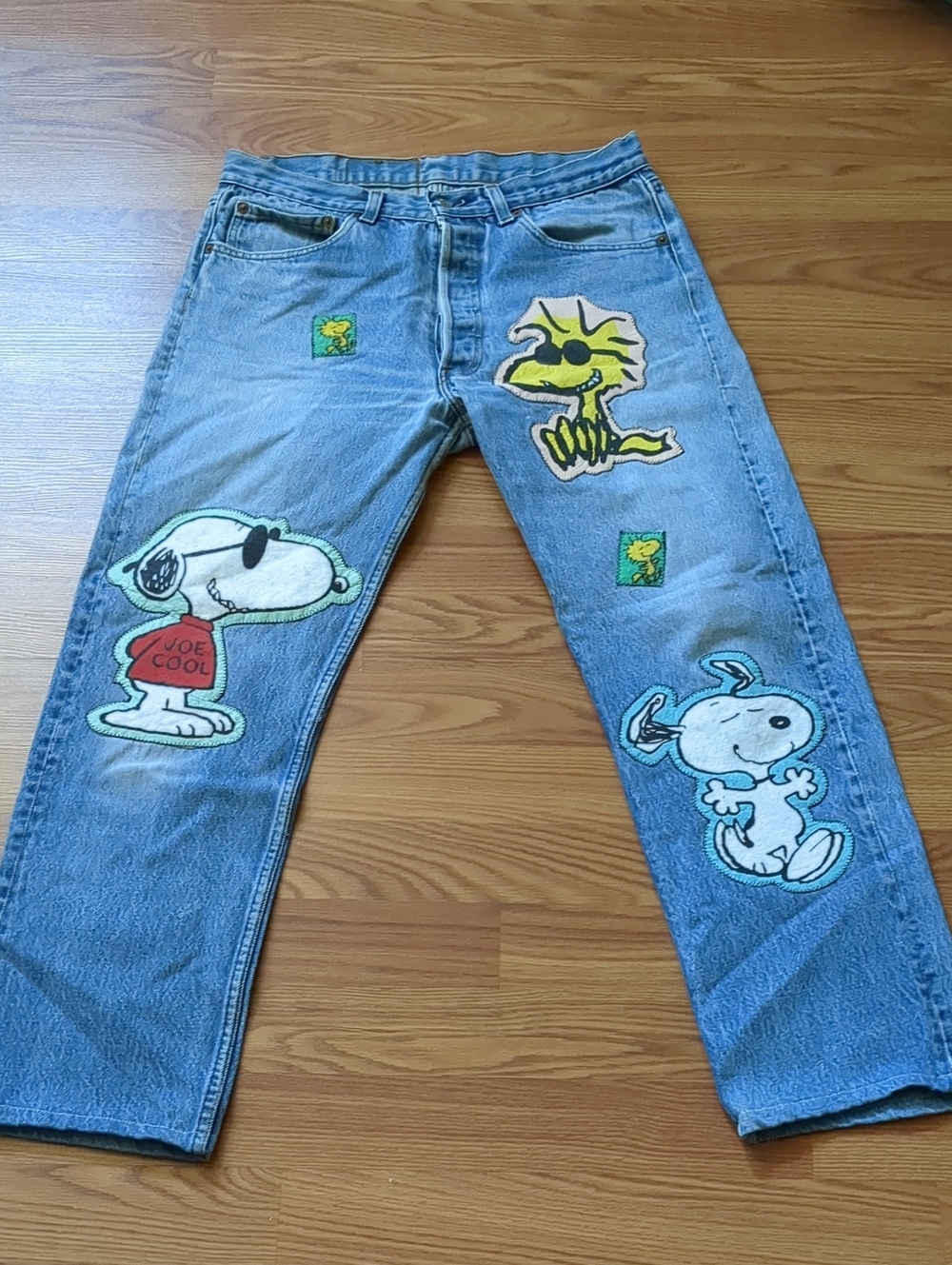 RARE VTG 90s Too Cute Peanuts Snoopy Levis 501 Patched Jeans Women's Size S